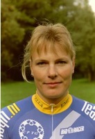Inge VELTHUIS