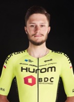 Adam KUS