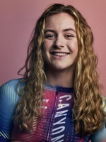 Zoe BÄCKSTEDT