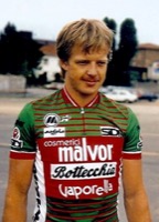 Robert DILL-BUNDI